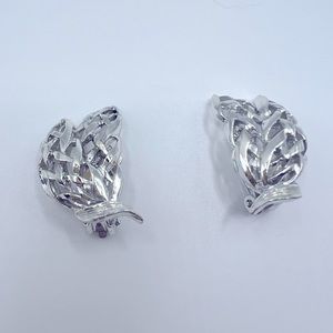 VINTAGE Silver Toned Open Work Clip On‎ Earrings